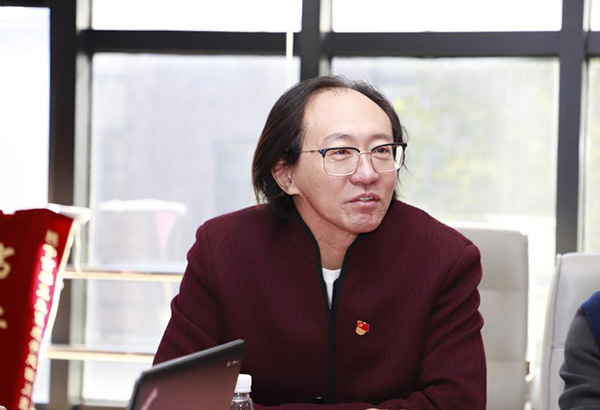 4慈銘集團黨委書記胡波向紅字會領導表達感謝.jpg