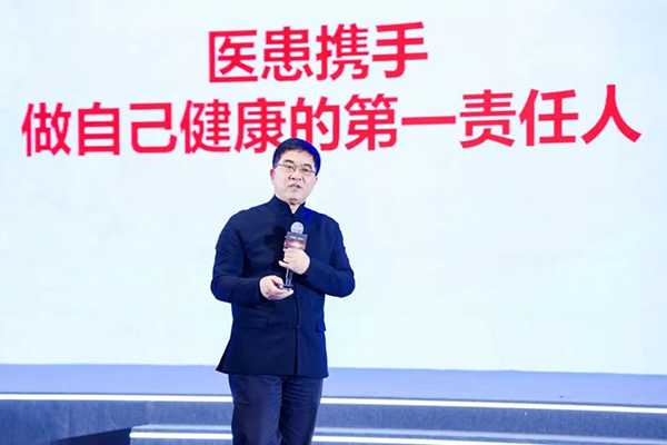 9美年體檢院長演講.jpg